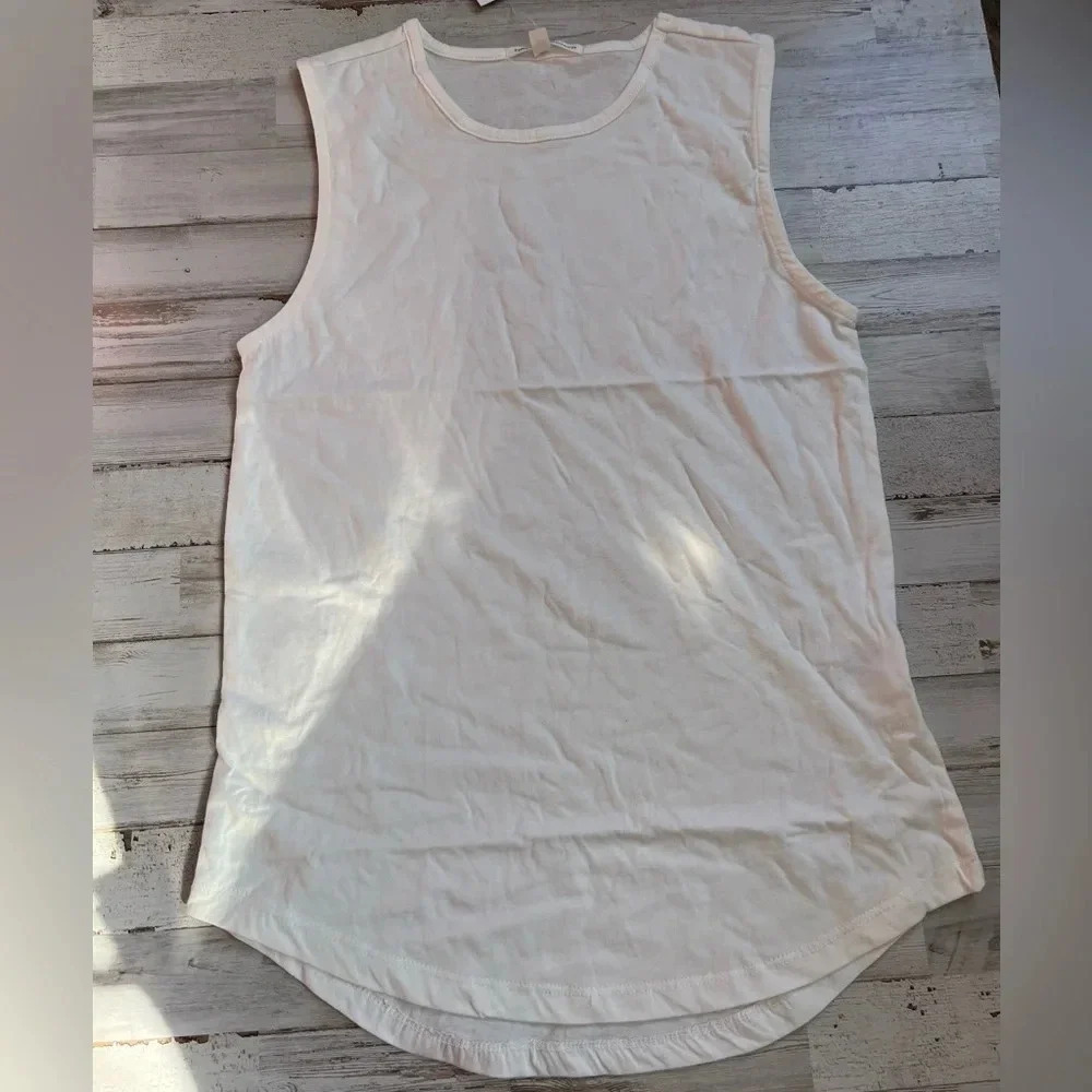 4 piece bundle lounge workout clothes Threads 4 Thought Vera Moda Shorts Tanks - Picture 2 of 10